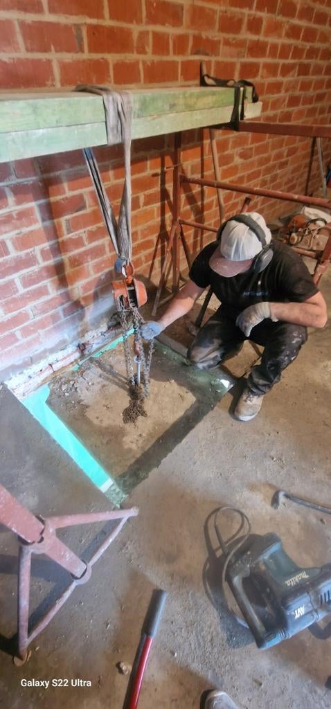 In beton trapgat maken.ik heb meer dan 22jaar ervaring