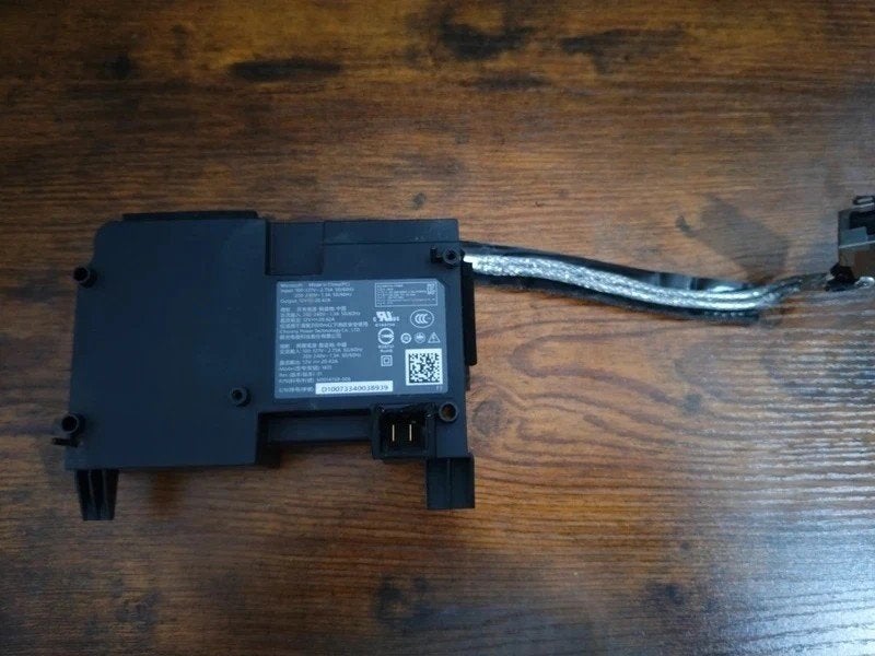alimentation interne d'origine pour xbox one x, Games en Spelcomputers, Games | Xbox One, Ophalen, Gebruikt
