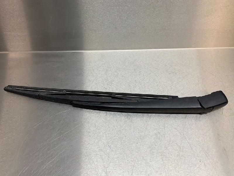 RUITENWISSERARM ACHTER Subaru Forester (SH) (|FORESTER|), Subaru, Gebruikt, Subaru Deutschland GmbH, Emil-Frey-Straße 6
61169  Friedberg, DE