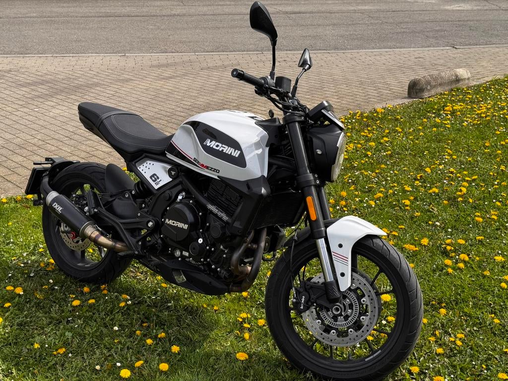 Roadster Moto Morini seiemmezzo str 650cc, Entreprise