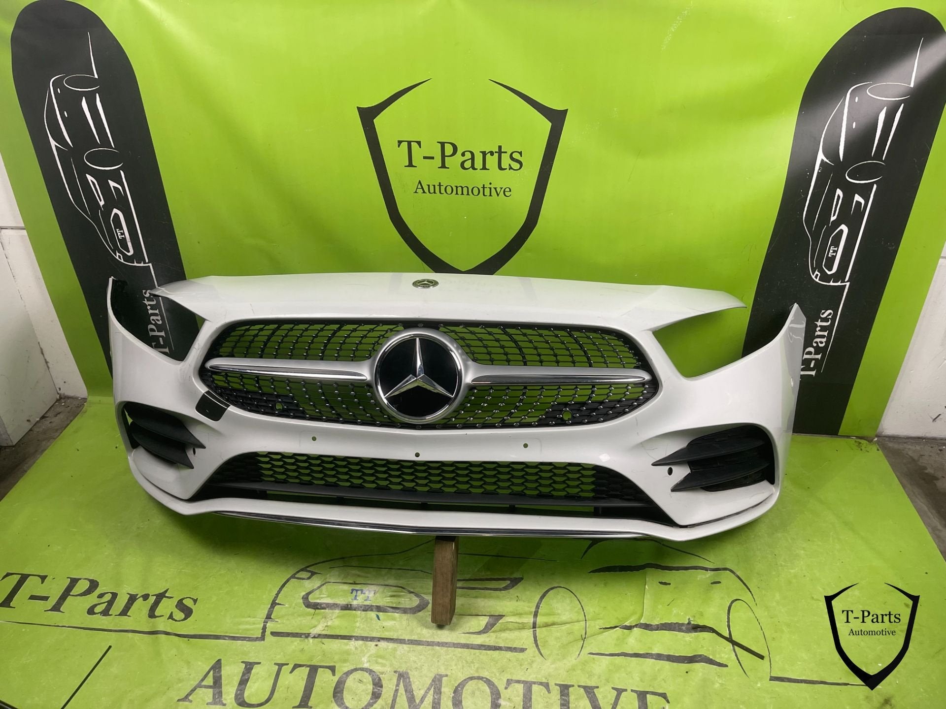 pare-chocs avant Mercedes Classe A W177 pare-chocs AMG, Mercedes-Benz AG, Pare-chocs, Mercedes-Benz, Utilisé