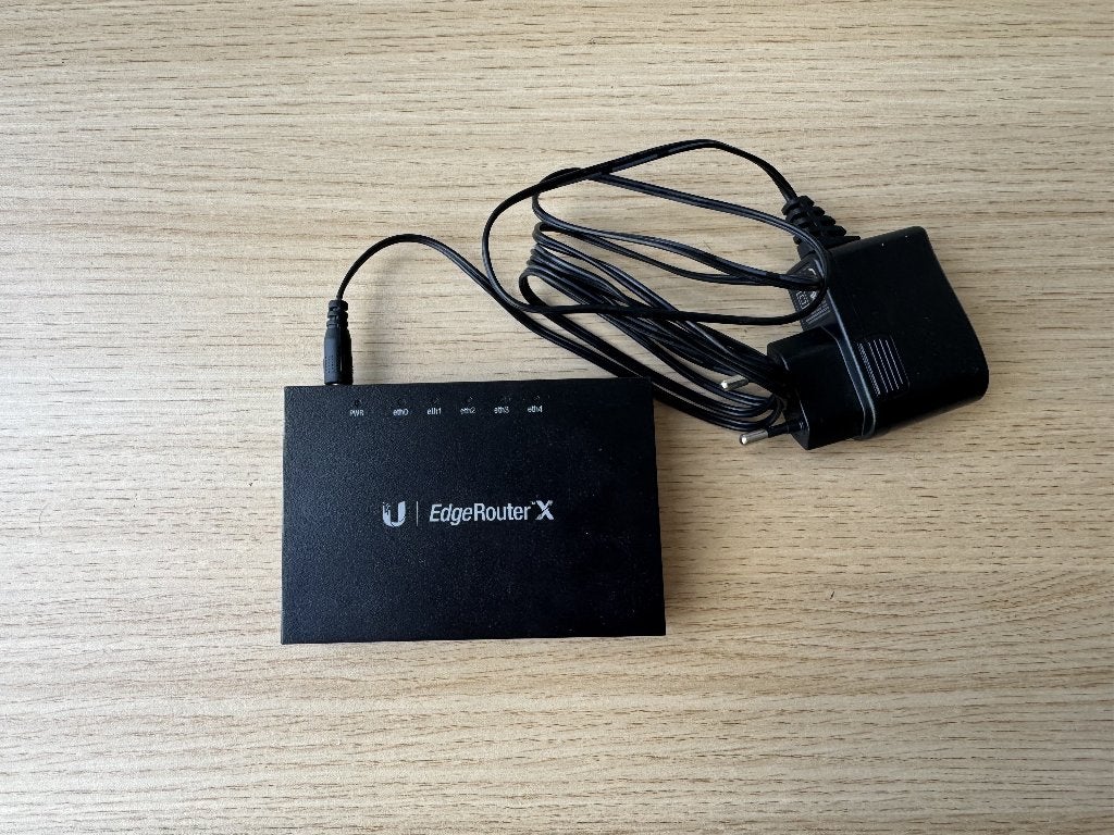 Ubiquiti EdgeRouter X, Computers en Software, Ophalen of Verzenden, Gebruikt, Router, Ubiquiti