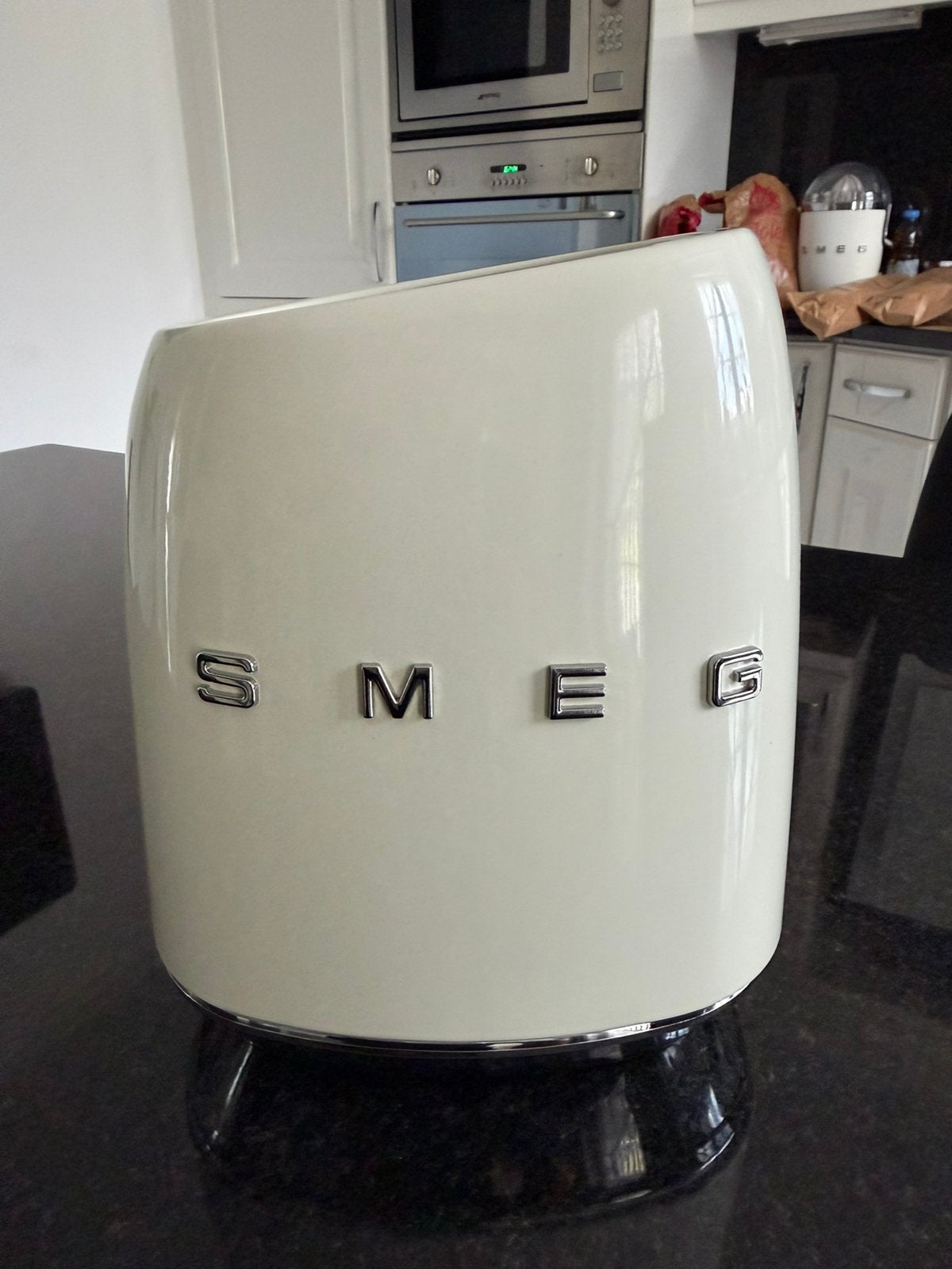 Nieuwe SMEG crèmekleurige messenhouder, Ophalen of Verzenden, Nieuw, Smeg