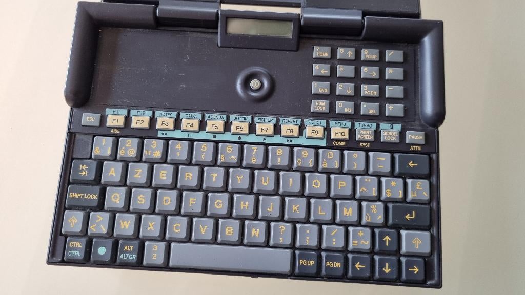 OLIVETTI Quaderno, Computers en Software, Ophalen of Verzenden, OLIVETTI