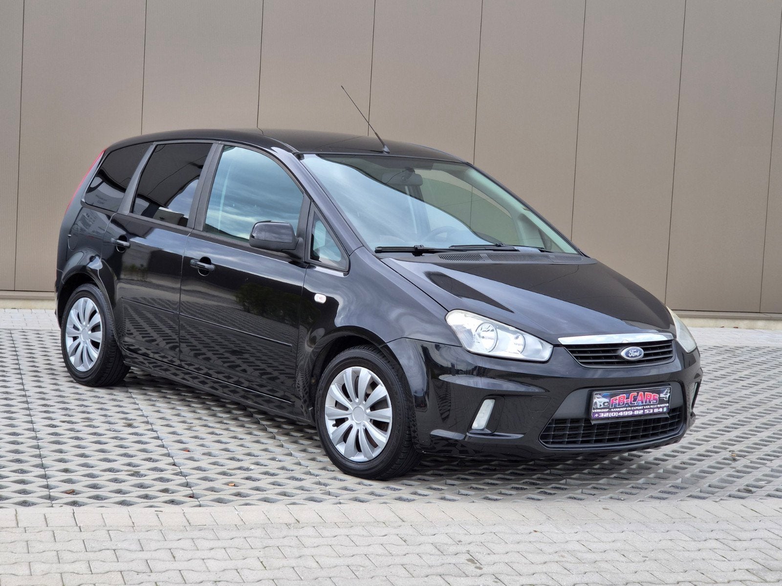Ford C-Max 2010 1.8 115 CV/Attelage/Climatisation/avec inspe, Autos, Ford, Achat, Entreprise, Noir, 5 portes