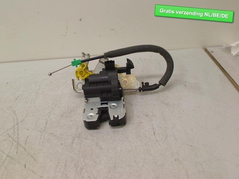 SERRURE COFFRE Volkswagen Passat Variant (3G5) (3g0827506c), Autos : Pièces & Accessoires, Volkswagen, Volkswagen AG, Haillon arrière