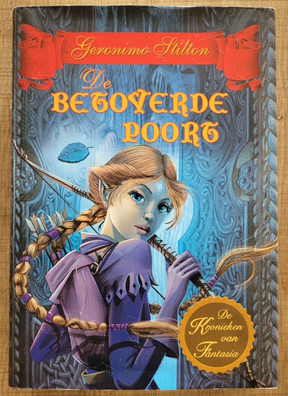 Geronimo Stilton - De Kronieken van Fantasia - Betoverde boo, Ophalen of Verzenden, Zo goed als nieuw, Fictie