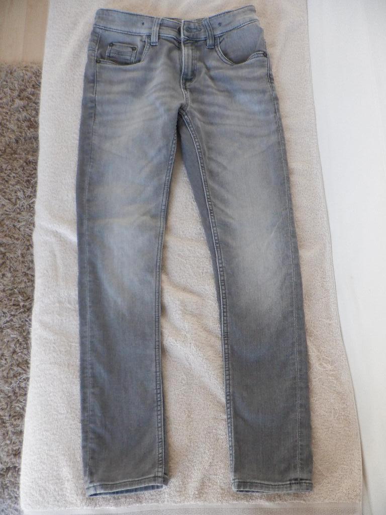NIEUW grijze jeans C&A mt 146, Enfants & Bébés, Vêtements enfant | Taille 146, Garçon, C&A, Enlèvement ou Envoi, Pantalon