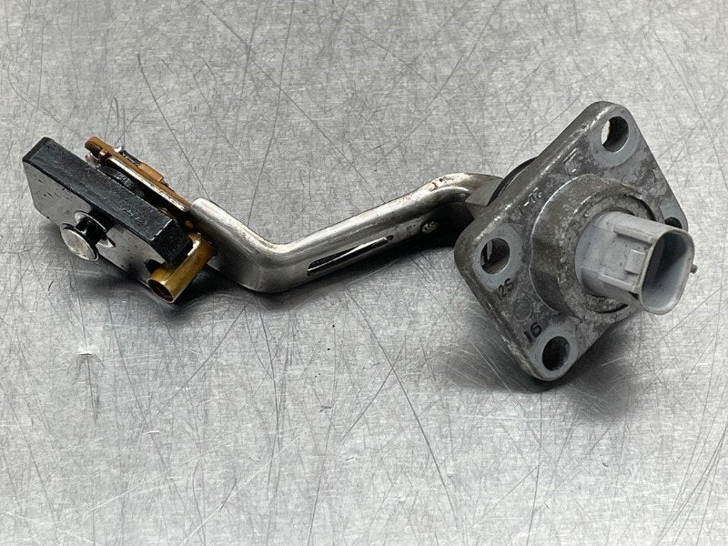 JAUGE D'HUILE Lexus IS (E3) (01-2013/-), Utilisé, Lexus