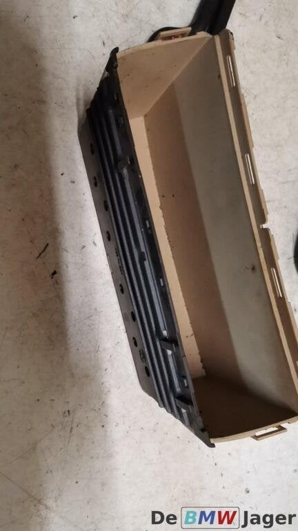 Opbergvak dashboard bruin midden BMW E60 E61 51457063145, Gebruikt, Ophalen of Verzenden, BMW, BMW
