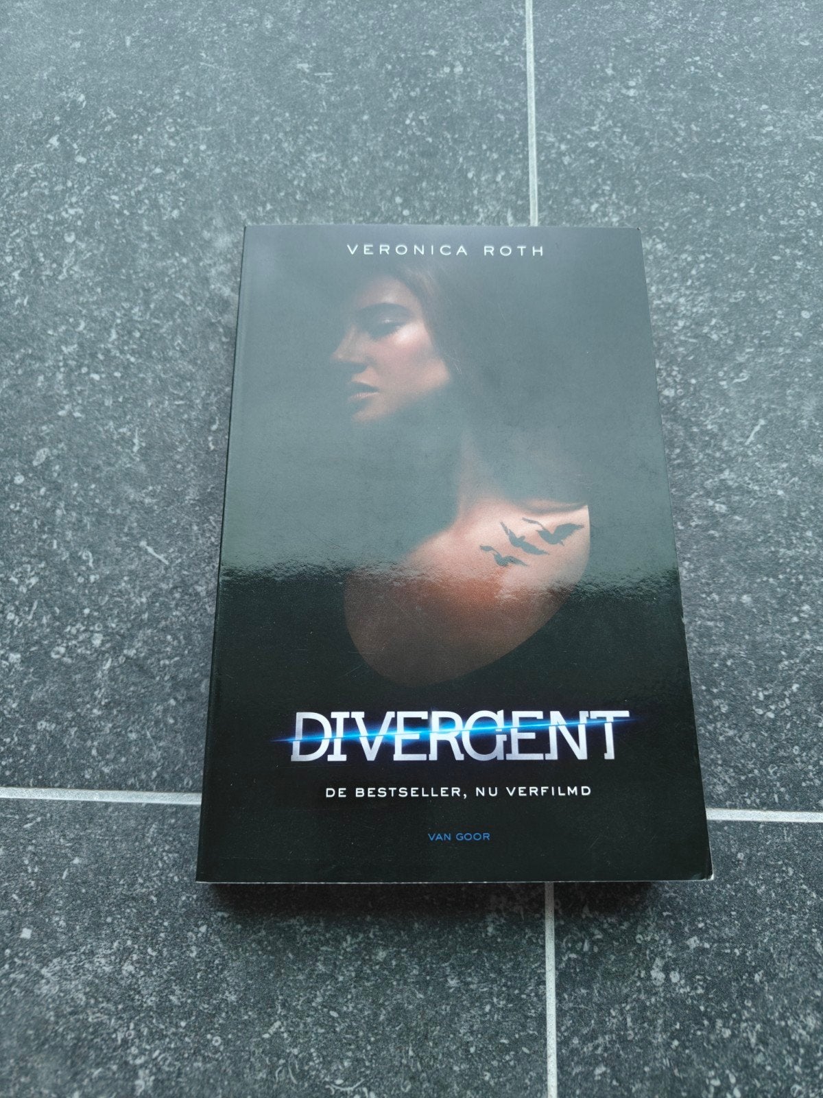 Divergent - Veronica Roth, Boeken, Ophalen of Verzenden, Zo goed als nieuw, Film, Tv en Media