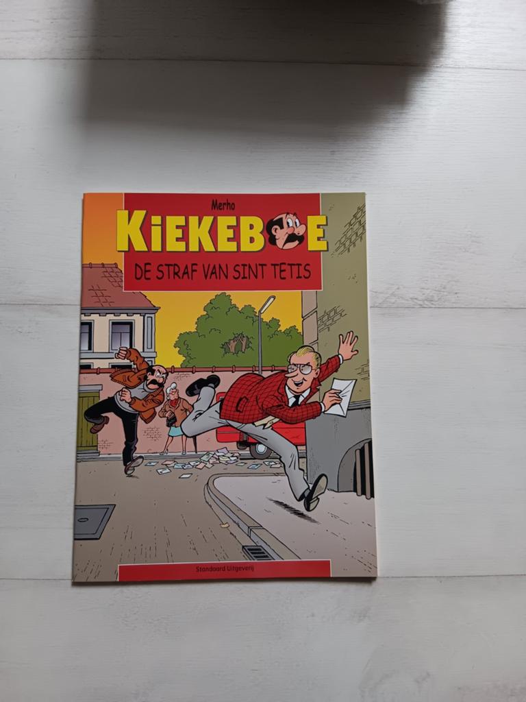 Kiekeboe de straf van sint tetis, Enlèvement ou Envoi
