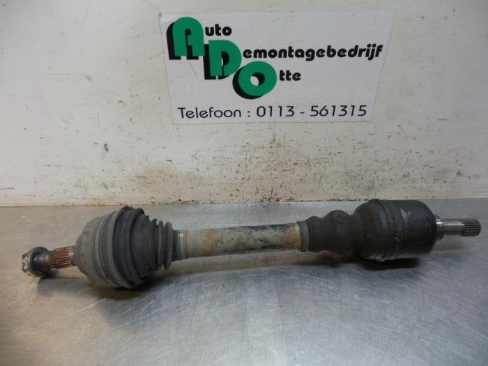 Arbre de transmission avant gauche d'un Peugeot Partner (Par, Autos : Pièces & Accessoires, -, 3 mois de garantie, Utilisé, -