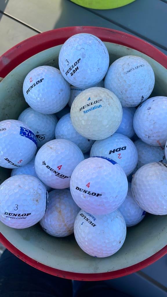 Lot de balles de golf Dunlop, Sports & Fitness, Golf, Enlèvement, Utilisé, Balle(s), Autres marques