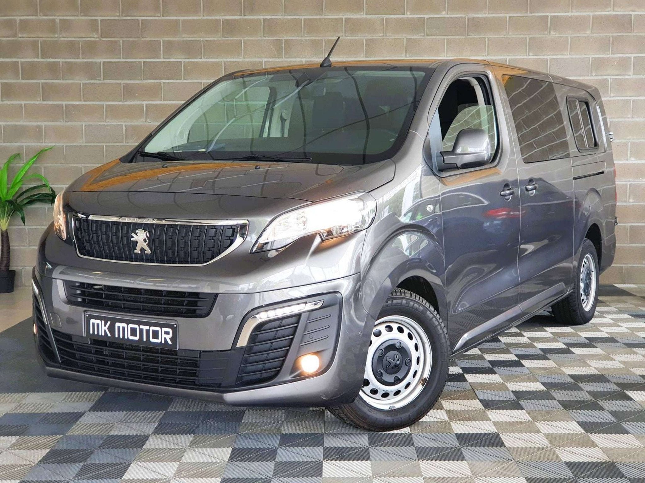 Peugeot Expert 2.0 DIESEL 122CV - DOUBLE CABINE - 5PLACE, Argent ou Gris, Achat, Euro 6, Entreprise