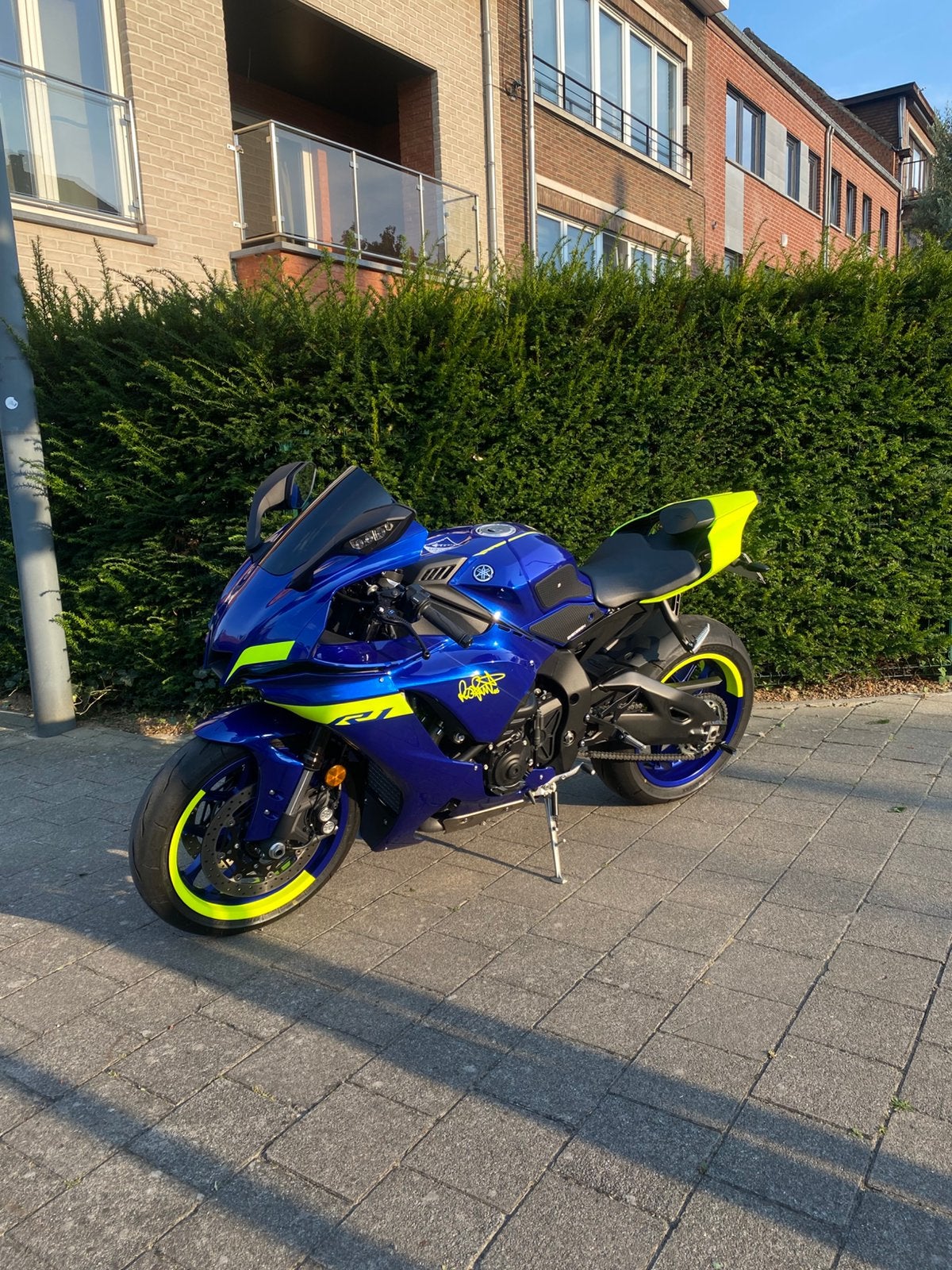 Yamaha YZF-R1 2024 – 8 000 km – 18 500 € prix fixe, Motos, Permis Moto A, Occasion, Plus de 35 kW, Super Sport