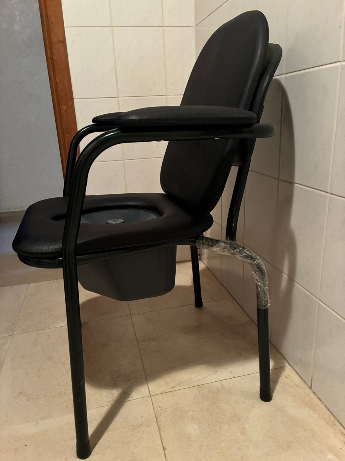 Wc stoel, Huis en Inrichting, Ophalen, Nieuw