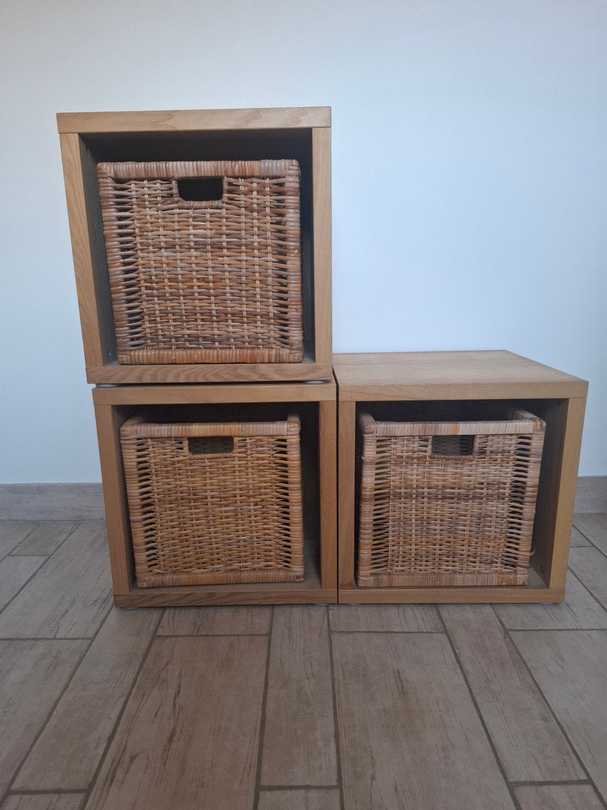 3 kastjes met rieten manden, Ophalen, Gebruikt
