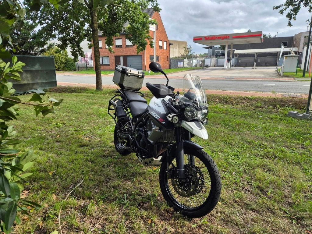 Triumph Tiger 800 XCA, Occasion, Motorrijbewijs A, 3 cilinders, Particulier