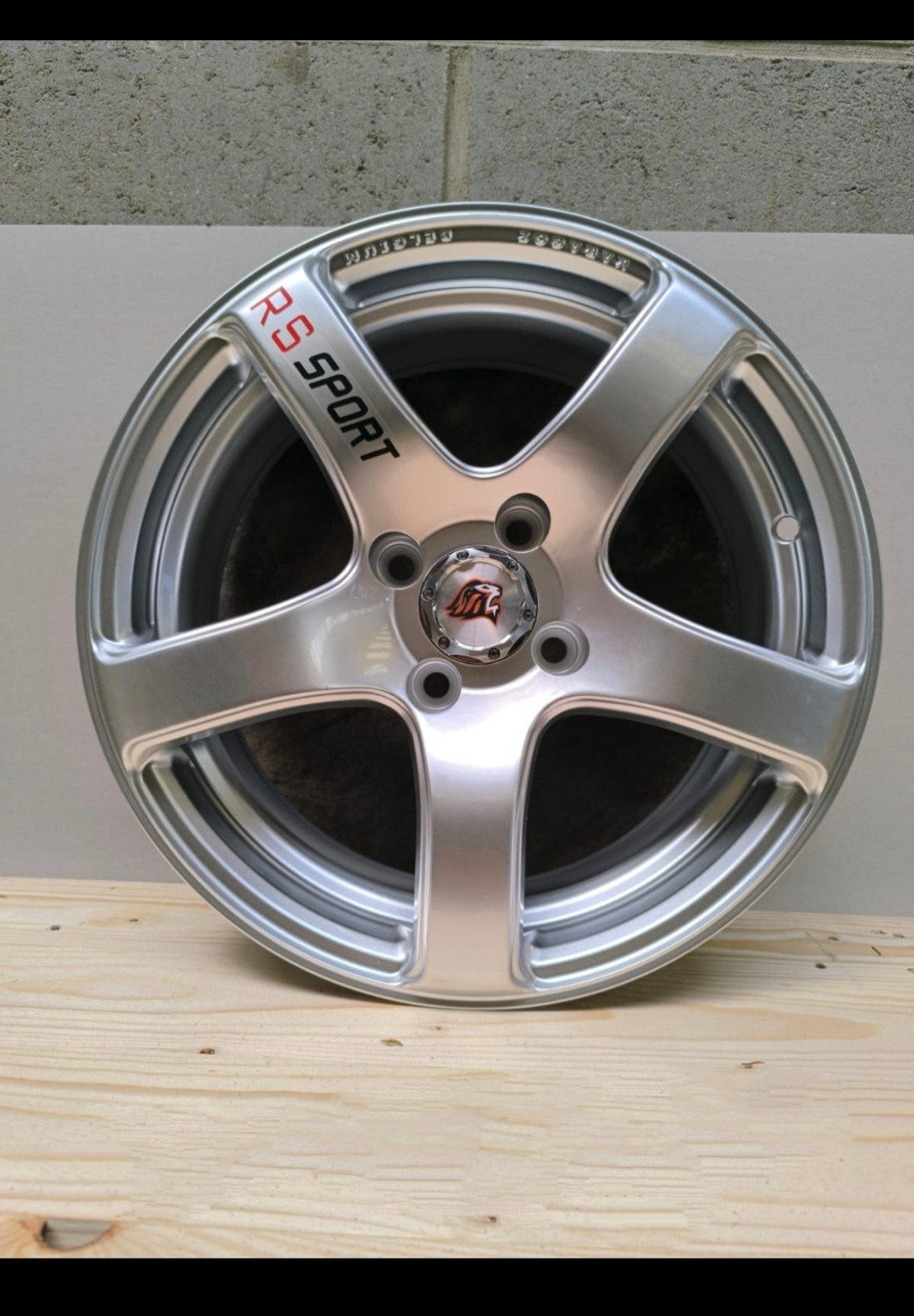 nieuwe 4x100 lichtmetalen velgen, Ophalen of Verzenden, Velg(en)