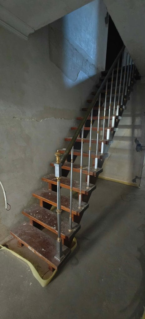 Houten Rechte Trap, Doe-het-zelf en Bouw, Ophalen, Gebruikt, Trap, 2 tot 4 meter