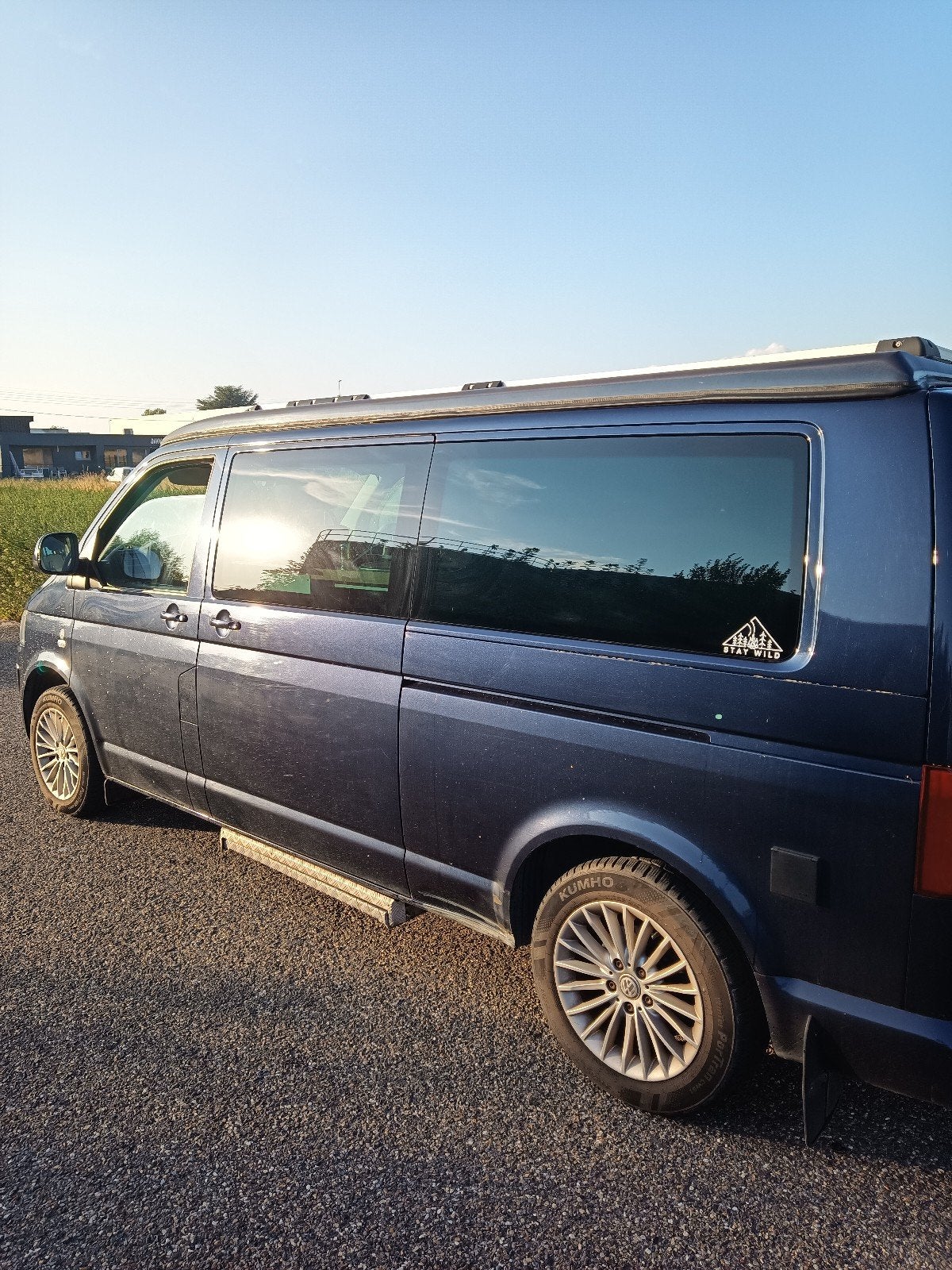 Camping-car VW T5 à 4 mouvements, Caravanes & Camping, Camping-cars, Particulier, Diesel, Onduleur, Auvent, Enlèvement