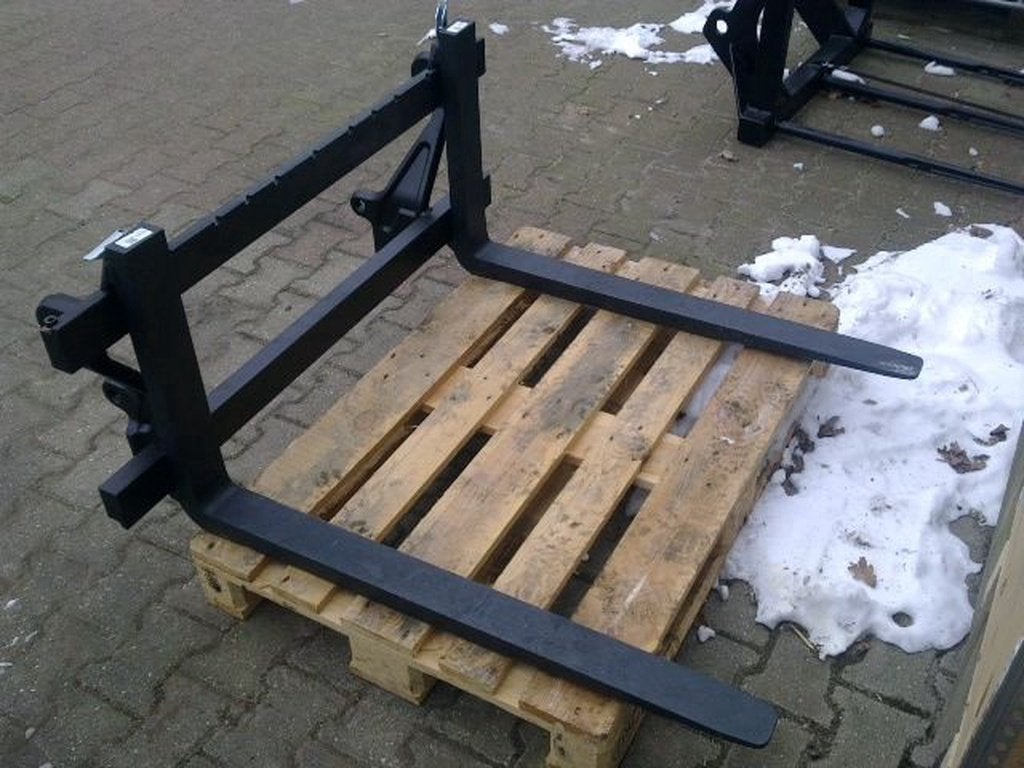 Palletbord met palletlepels / palletvorken