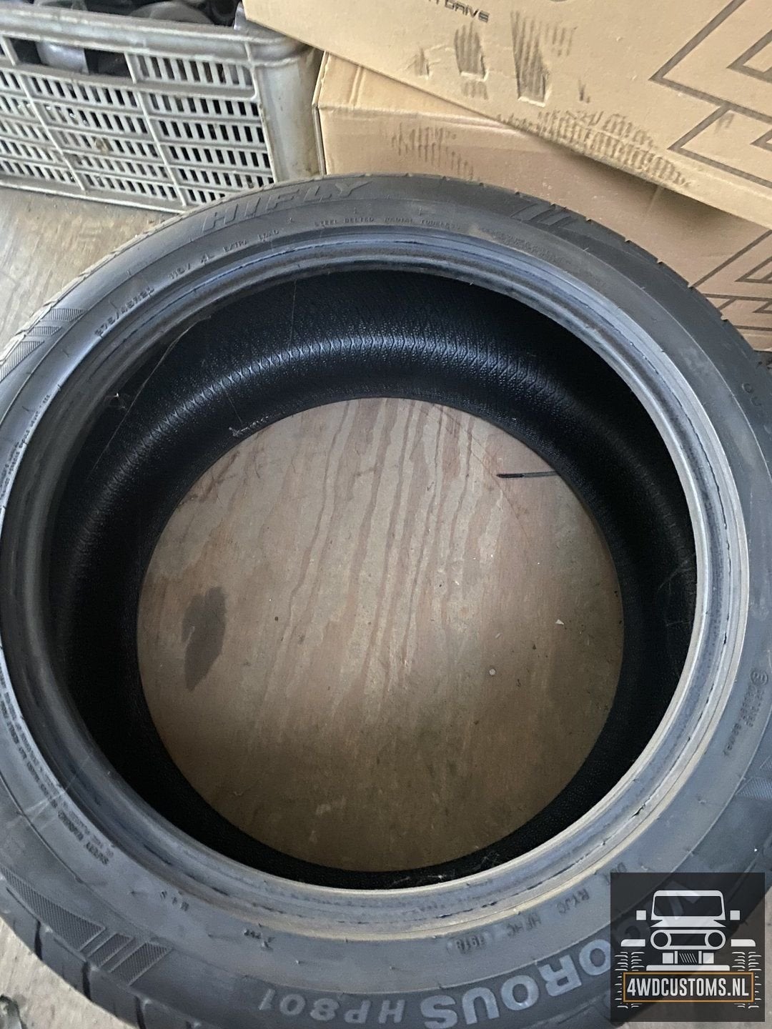 Banden  275/45/R20 vigorous hp801  per band € 110, Gebruikt, -, -, Banden en Velgen