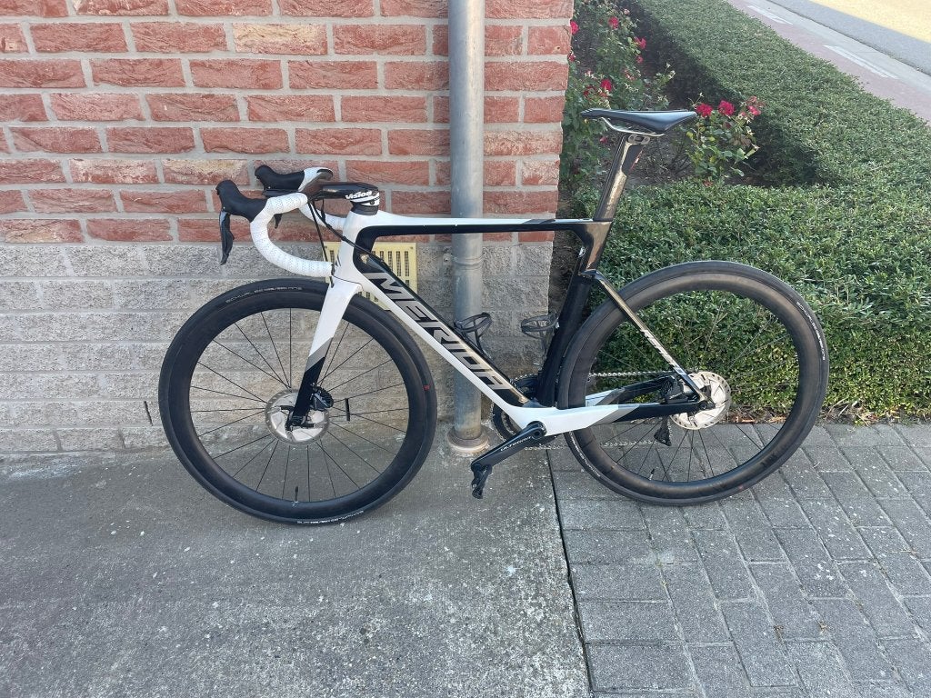Merida reacto 10K-E, Gebruikt, 10 tot 15 versnellingen, Schijfrem, 53 tot 57 cm