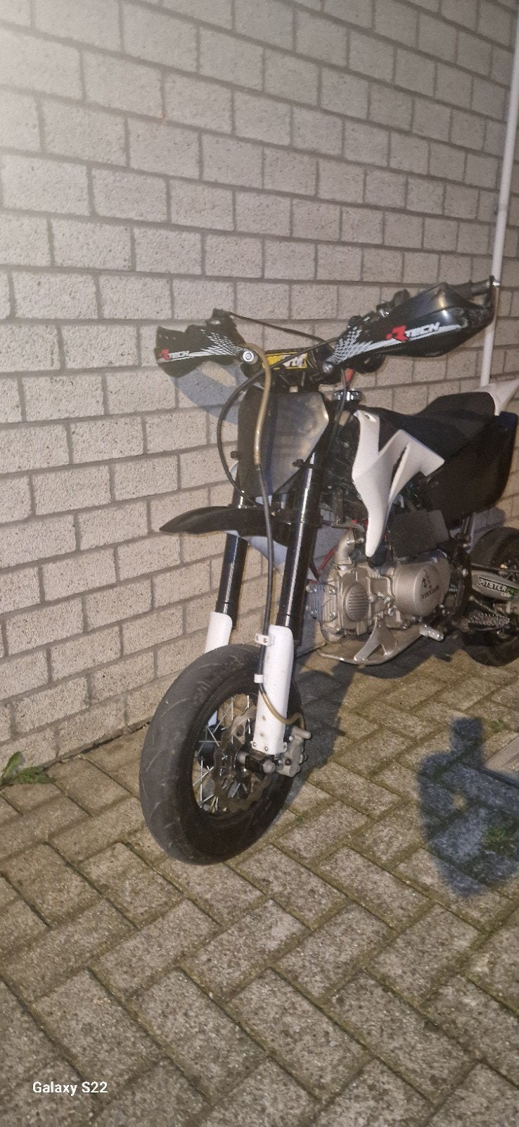 PITBIKE VANDAAG OPHALEN 600EURO, Fietsen en Brommers, Minibikes, Midibikes en Pitbikes, Pitsterpro/ycf, Pitbike, Schijfrem, Ophalen