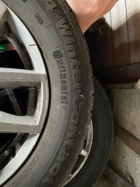 Jantes et pneus CONTINENTAL hiver 235/65 R17 104H, Autos : Pièces & Accessoires, Pneus hiver, Véhicule de tourisme, Enlèvement