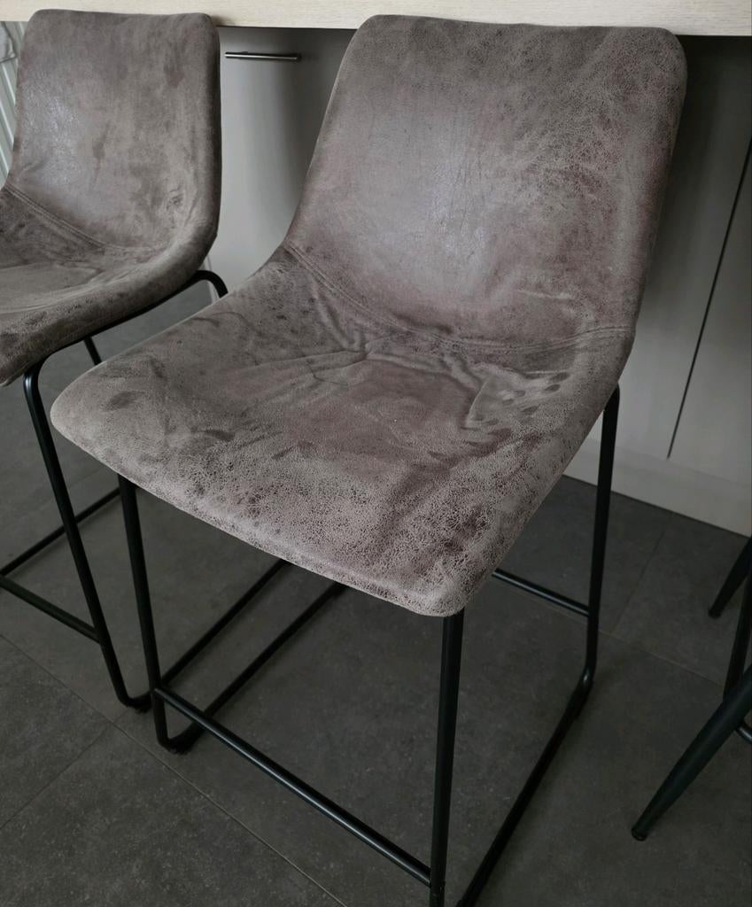 2 barkrukken stoelen, Huis en Inrichting, Barkrukken, Ophalen, Gebruikt, 60 tot 90 cm, Metaal