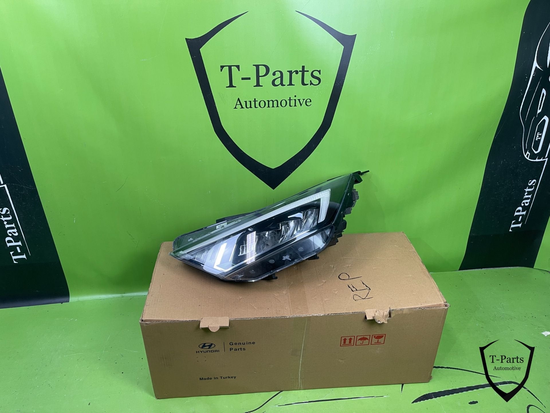hyundai i20 links koplamp lamp 92101Q0100, Auto-onderdelen, Gebruikt, Heolleung-ro 12
06797  Seoul, Info@hyundai.com, Hyundai
