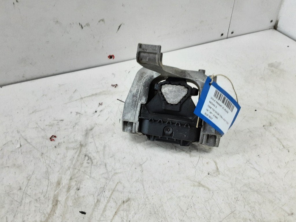 MONTAGE MOTEUR Volkswagen Passat (3G2) (5WA199262G), Volkswagen, Mevr. I. Hauben, Utilisé, Rue de l'Espoir 34 34
4030  GRIVEGNÉE, BE
