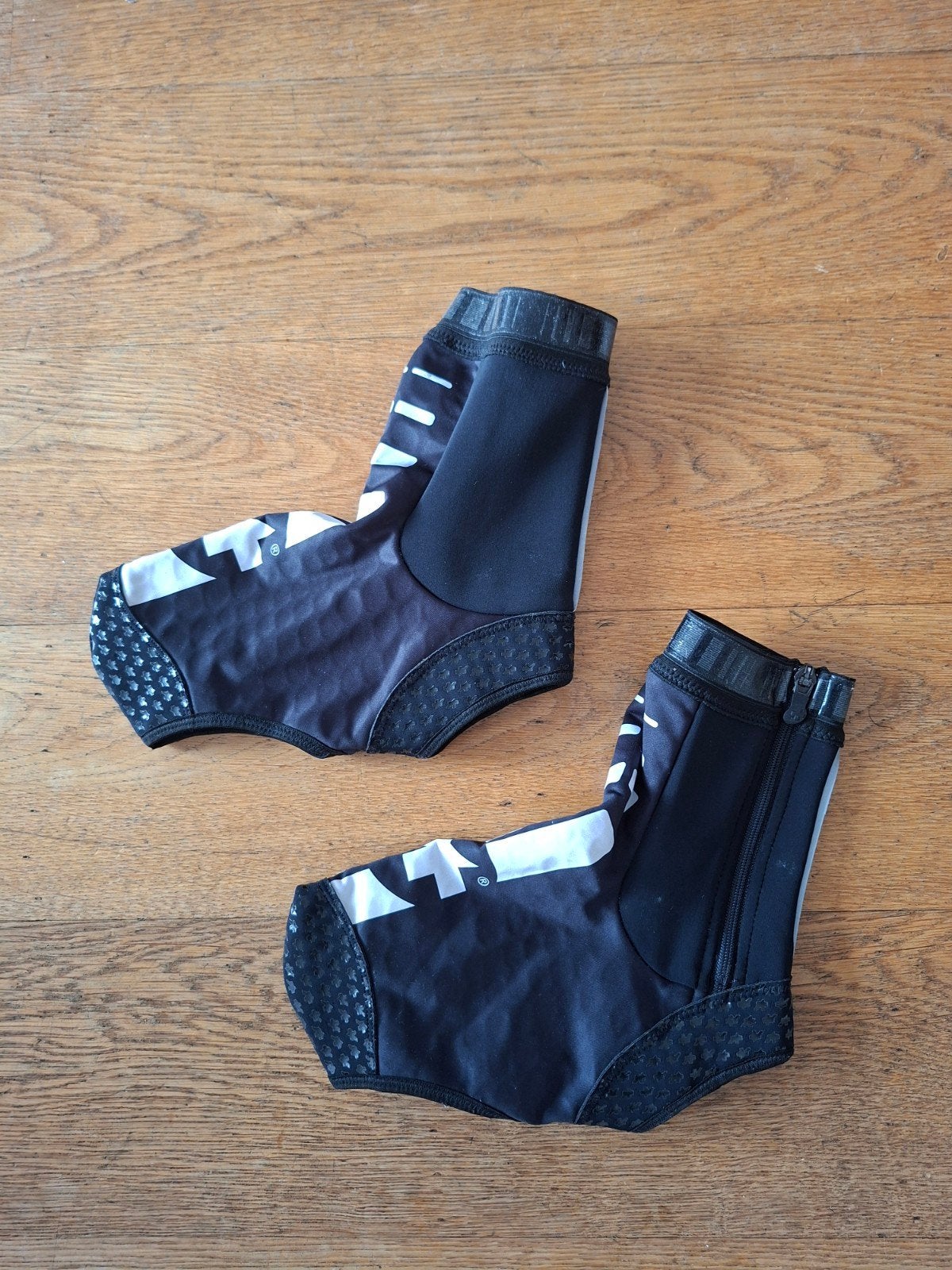 Bottines d'hiver Castelli et couvre-chaussures I, Vélos & Vélomoteurs, Envoi