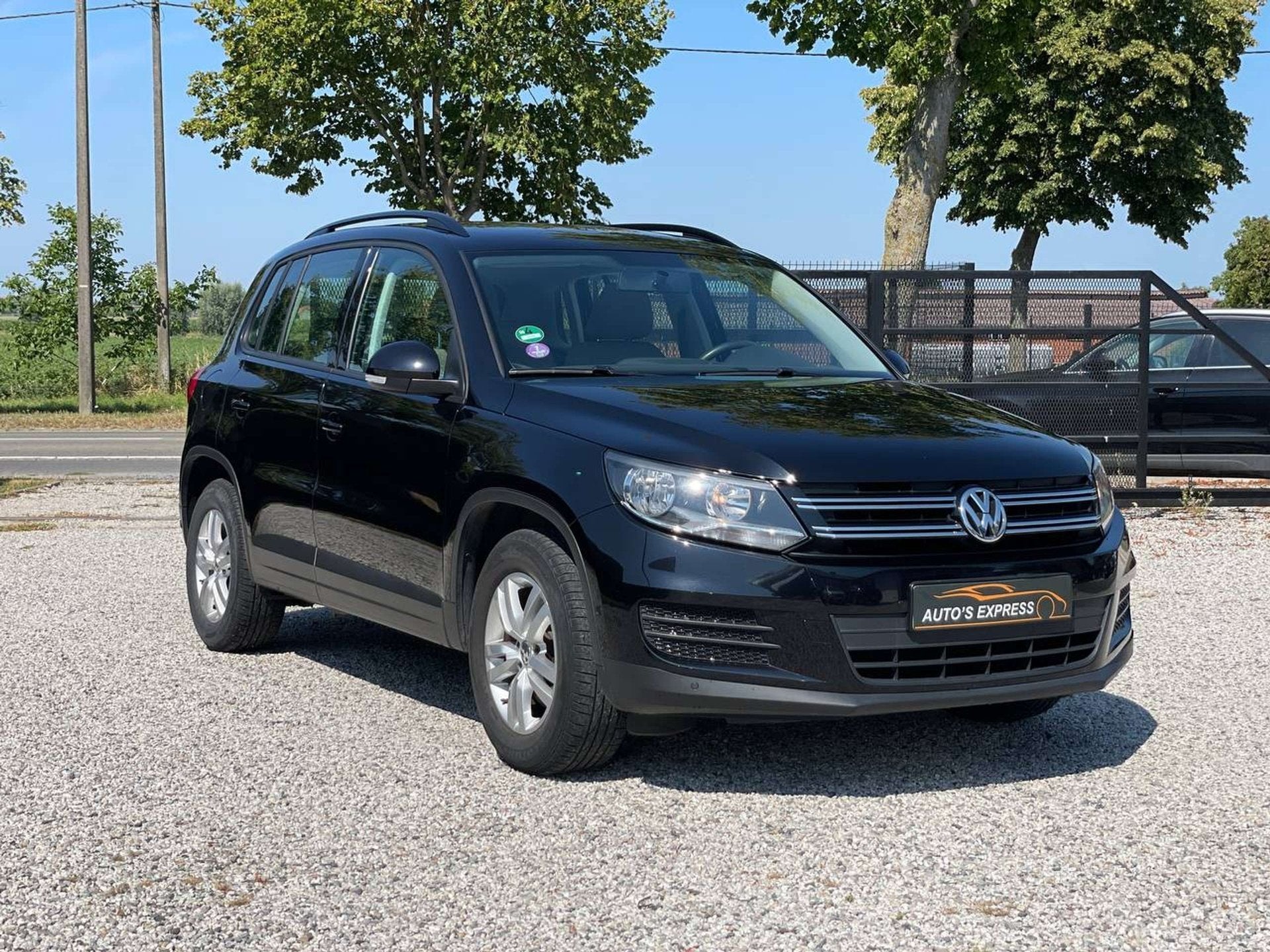 Volkswagen Tiguan 1.4 TSI S Benzine/Navi/pa Dak/Eur6b/Garant, Auto's, 90 kW, Euro 5, 122 pk, Gebruikt