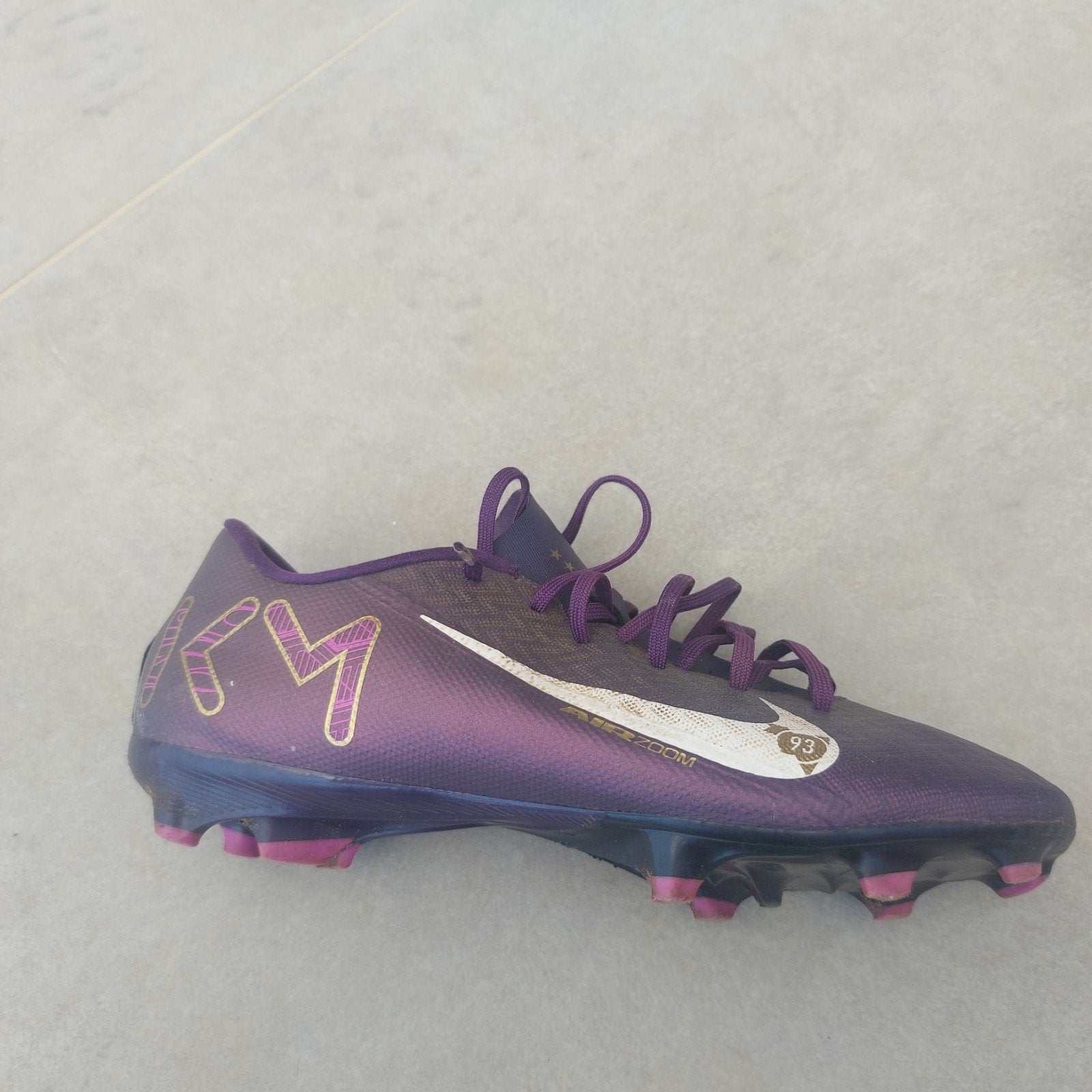 Voetbalschoen van Nike, Sport en Fitness, Voetbal, Ophalen, Zo goed als nieuw