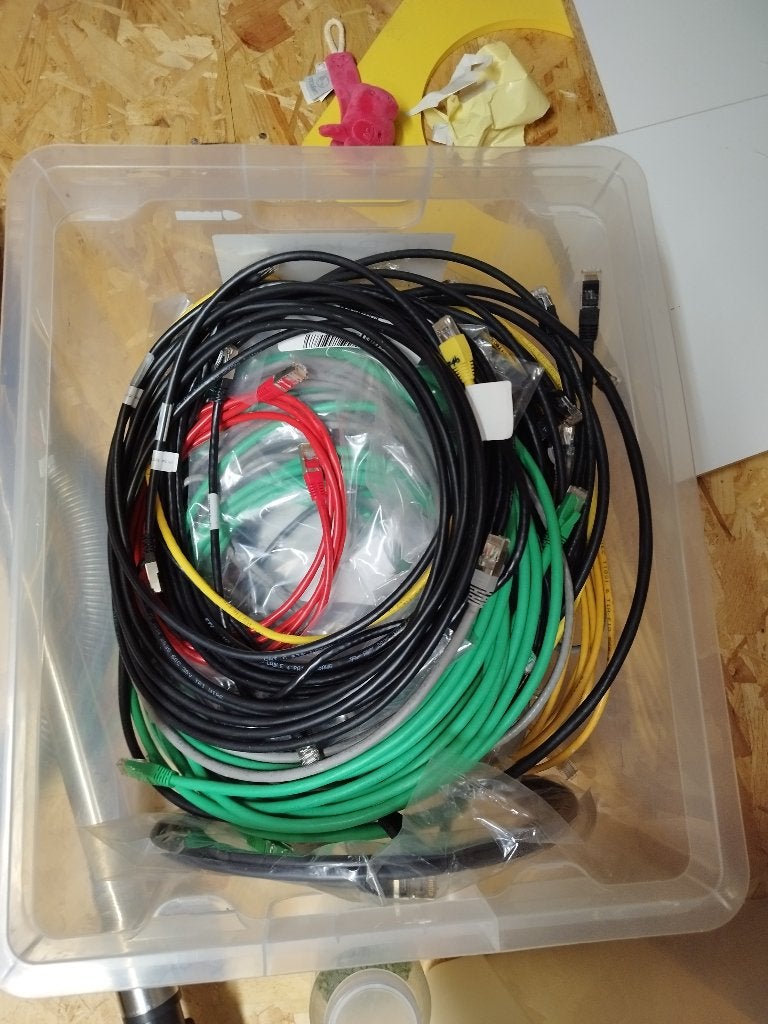 Groot lot RJ45 netwerkkabels CAT6 / CAT6A – enkele nieuw, Ophalen, Zo goed als nieuw