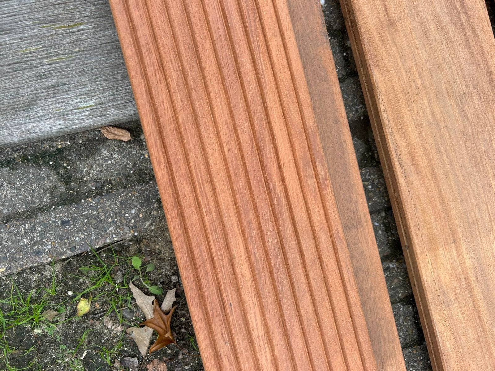 TALI terrasplanken 25*145mm, groef 5.05 meter lang, Tuin en Terras, Ophalen, Nieuw, Hout