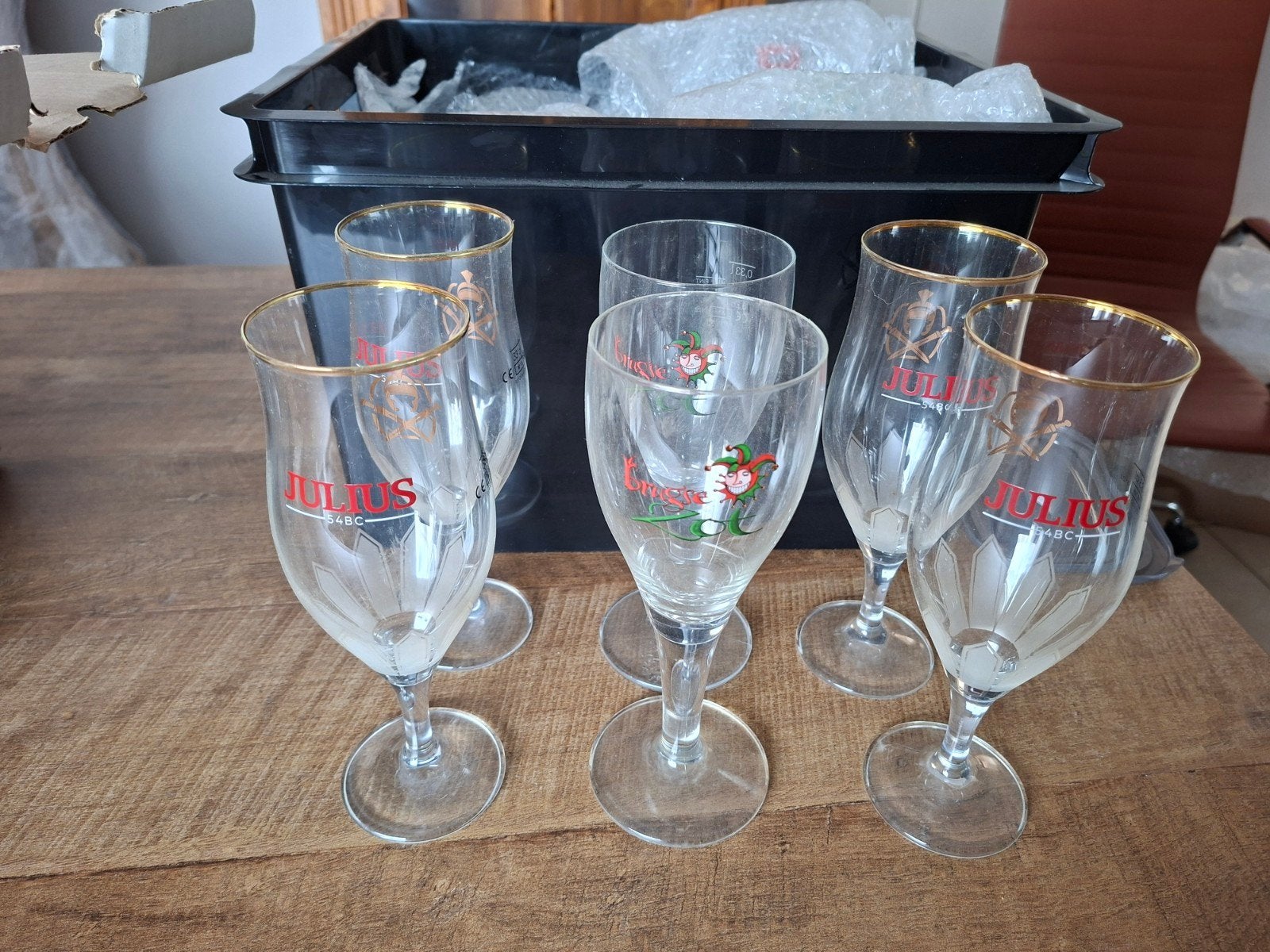 4 Julius Glazen & 2 Brugse zot glazen, Verzamelen, Ophalen, Nieuw, Bierglas