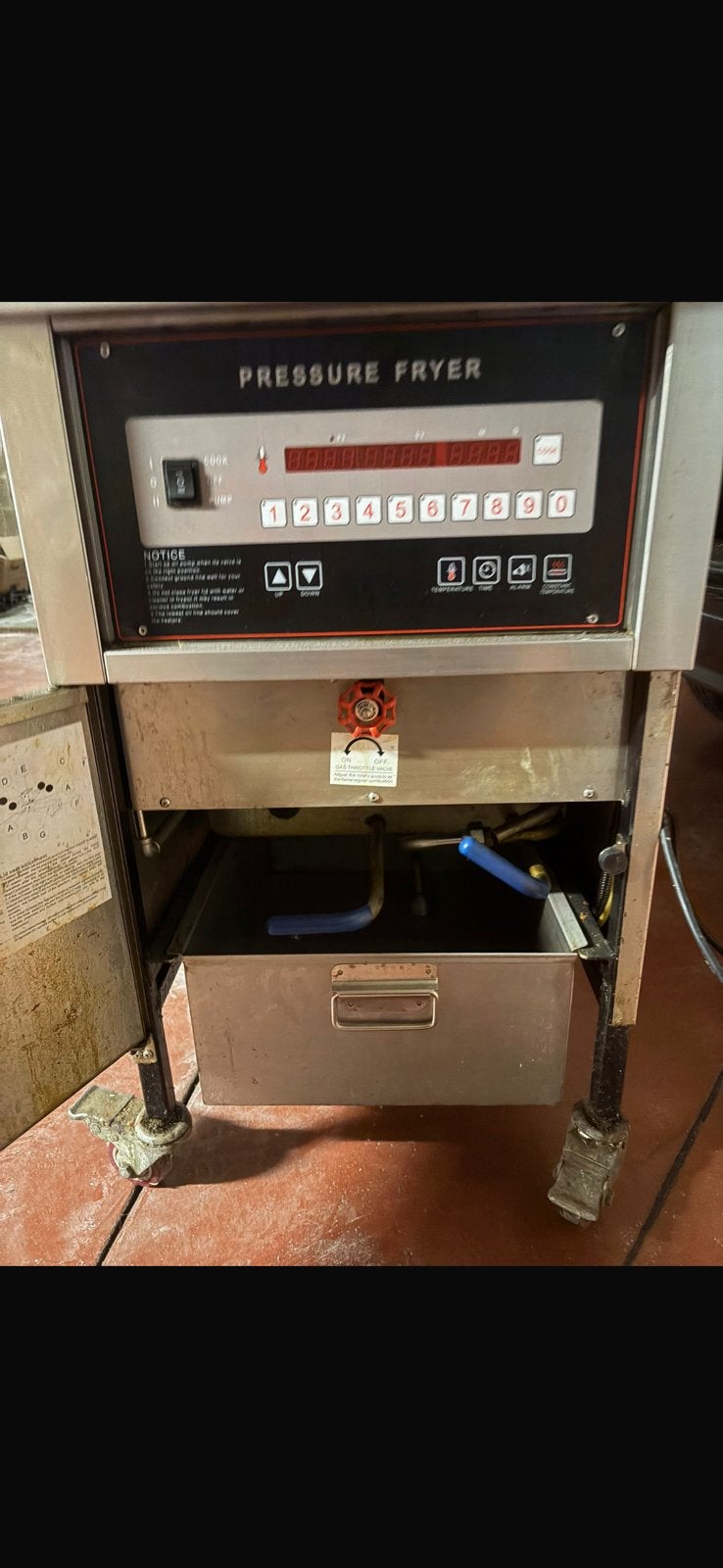 2 friteuse professionnelle sous pression, cuire du poulet, Enlèvement
