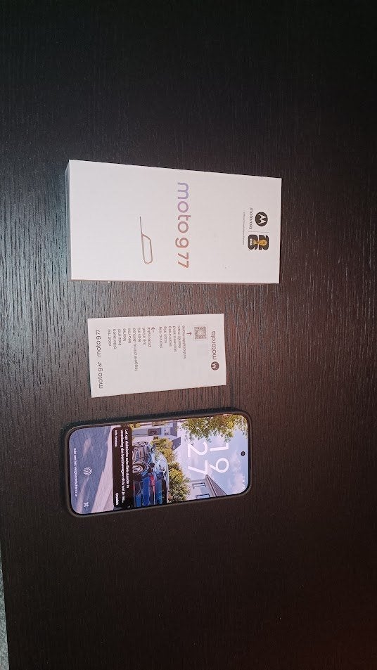 Motorola G77 (aankoopdatum: 14-Sep-2026), Telecommunicatie, Ophalen, Zwart, Touchscreen, Nieuw