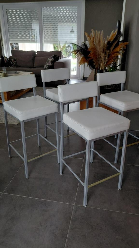 Bar/keukenkrukken, Ophalen