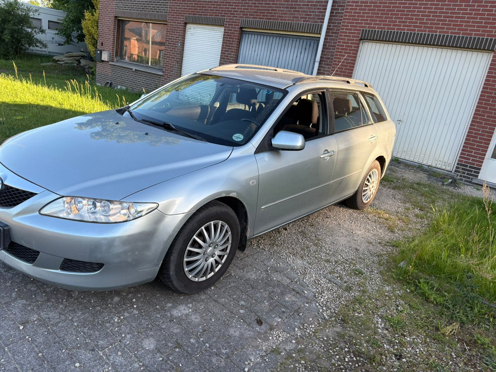 Mazda 6 sportbreak 1.8 benzine export, Autos, Mazda, Argent ou Gris, Achat, Noir, 5 portes