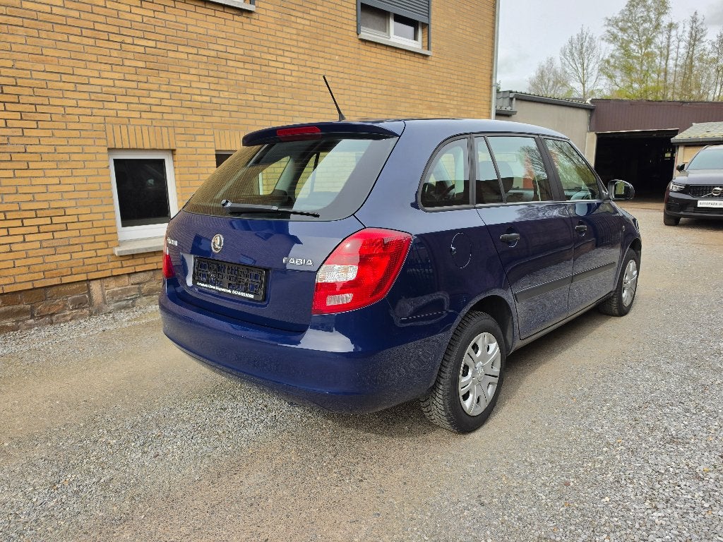 Skoda fabia Combi 1.2 reeds gekeurd voor verkoop, Auto's, Euro 5, Blauw, Bedrijf, 5 deurs