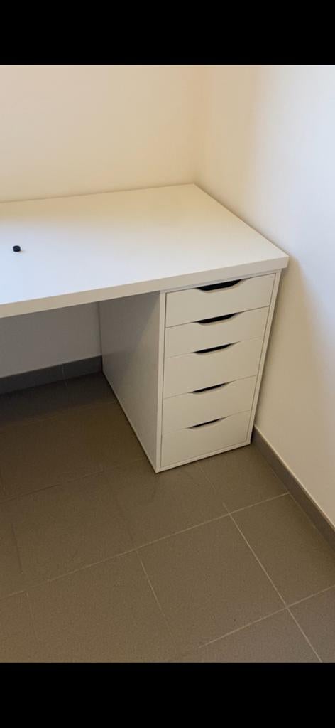 Bureau, Ophalen of Verzenden, Zo goed als nieuw