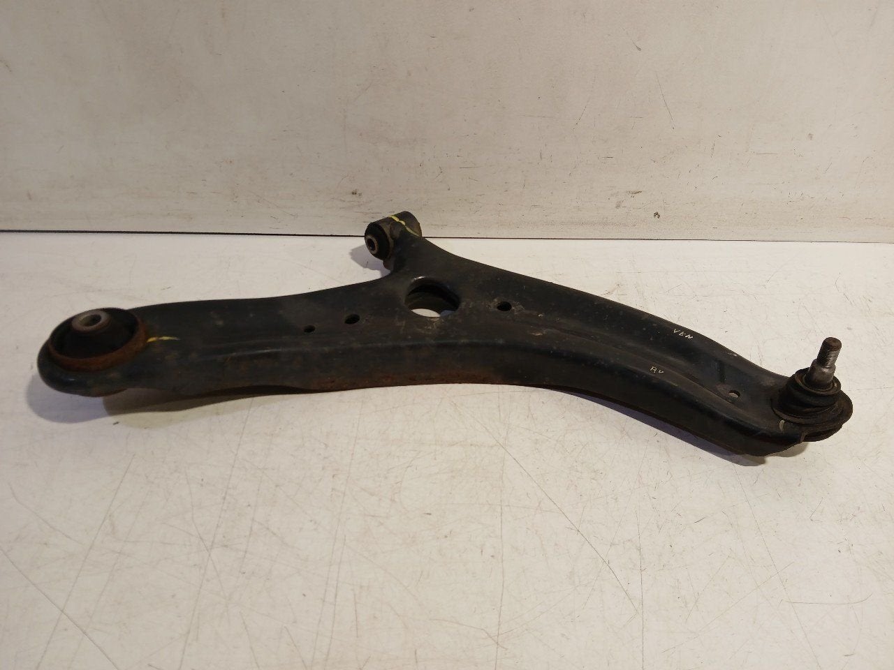 Draagarm rechts voor Hyundai iX 20, Onderdelen@venauto.nl, Van der Ven Autorecycling B.V., Ettenseweg 76, 4706 PB Roosendaal, The Netherlands