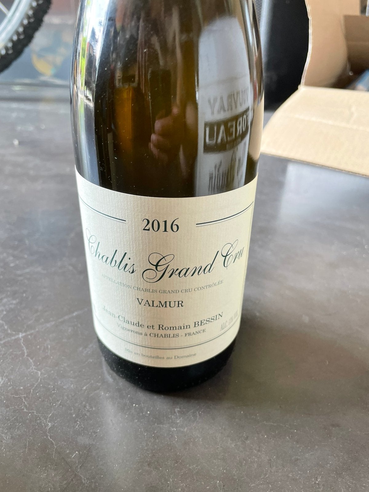 Chablis grand cru - valmur - Witte wijn, Collections, Vins, Enlèvement, Comme neuf, Vin blanc