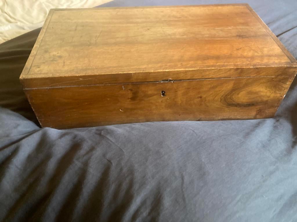 Houten kist, lade, smeedijzeren handvat, zeer decoratief, Ophalen of Verzenden, Gebruikt, Overige houtsoorten