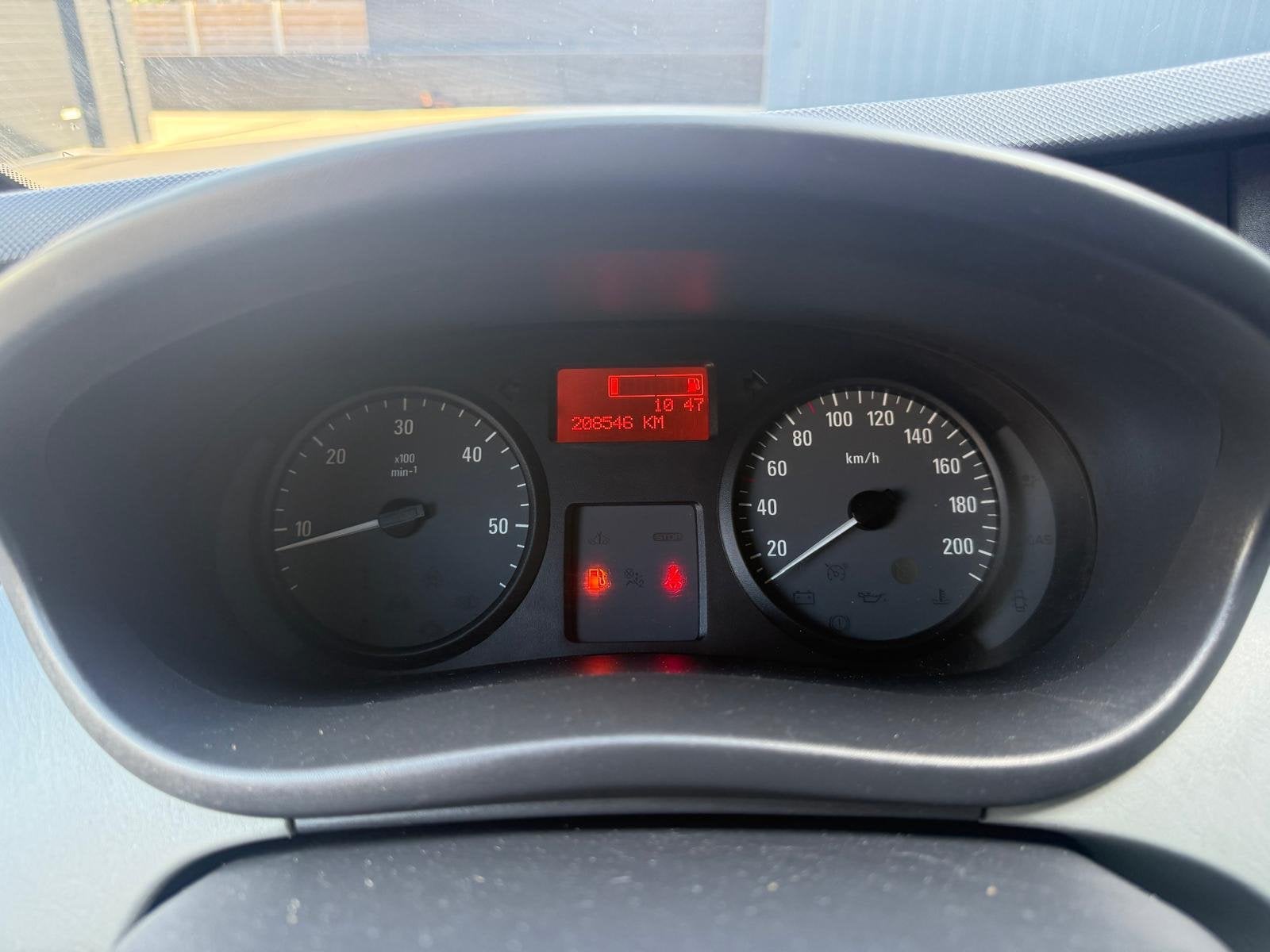 Opel Vivaro - L2H1 Dubbele cabine, Auto's, 112 pk, 82 kW, 4 cilinders, Zwart
